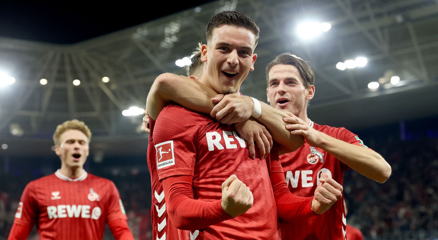 Said El Mala celebrates goal with his teammates