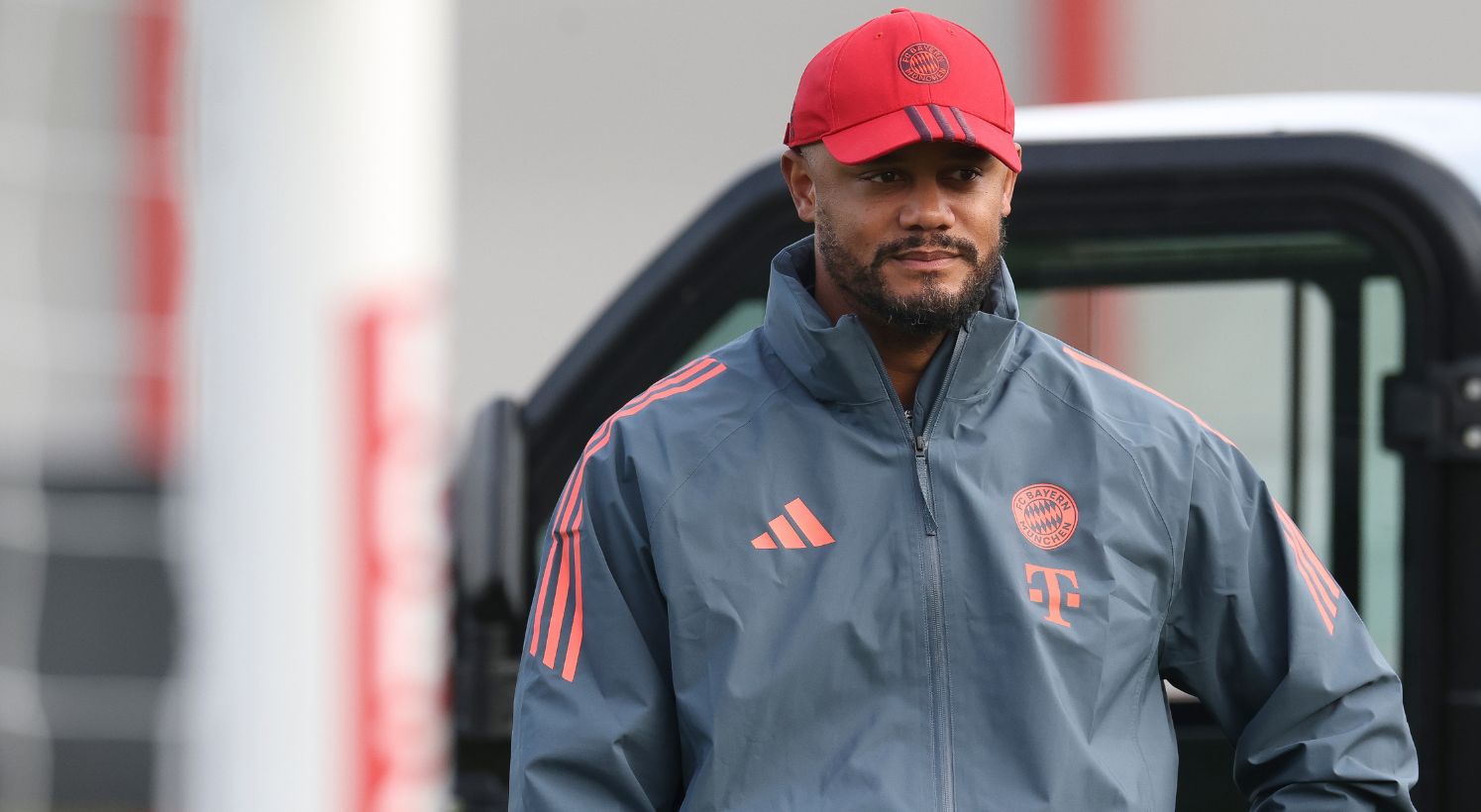 Vincent Kompany taking charge of Bayern Munich training 