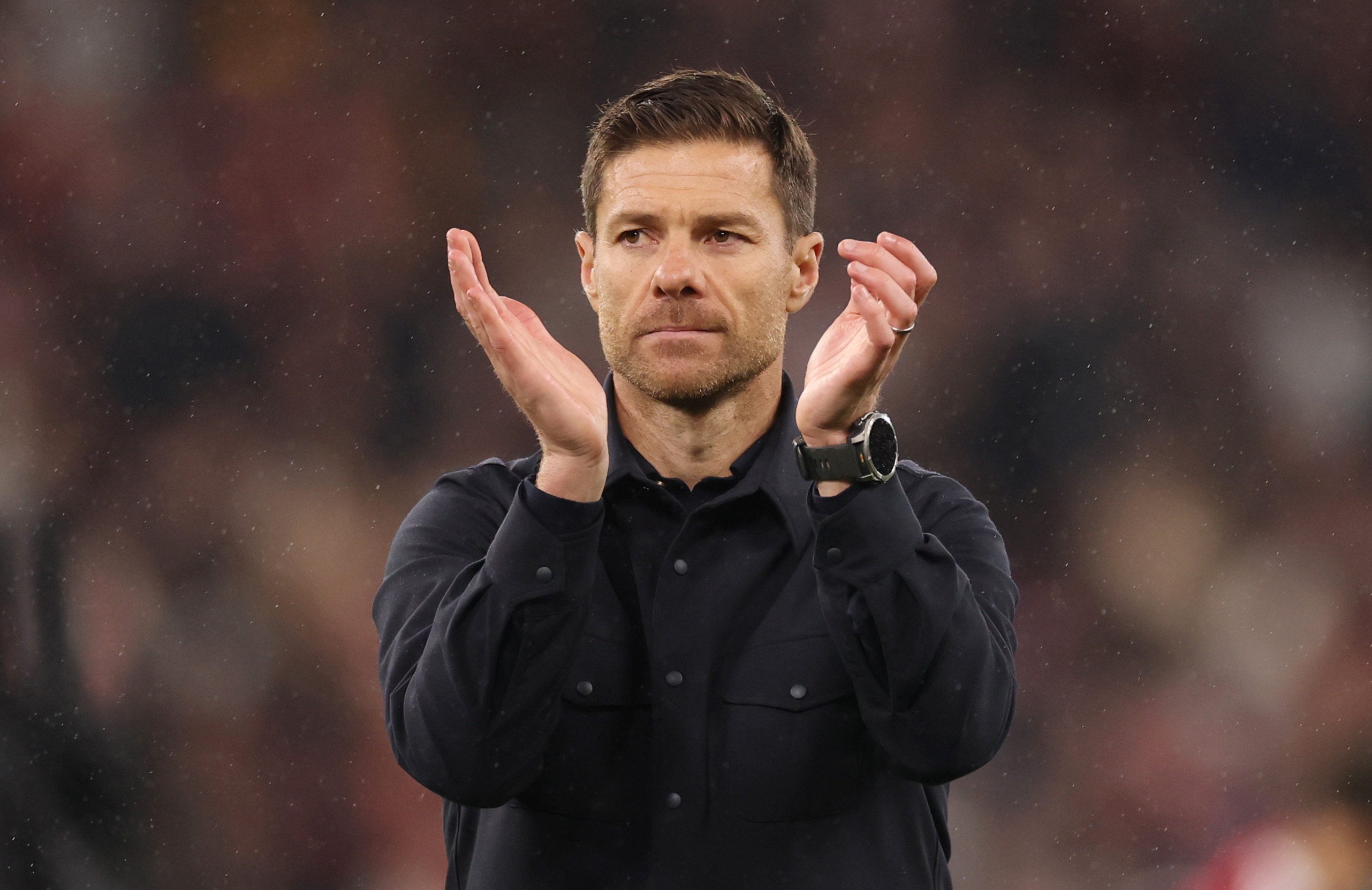 Real Madrid head coach Xabi Alonso claps his hands.