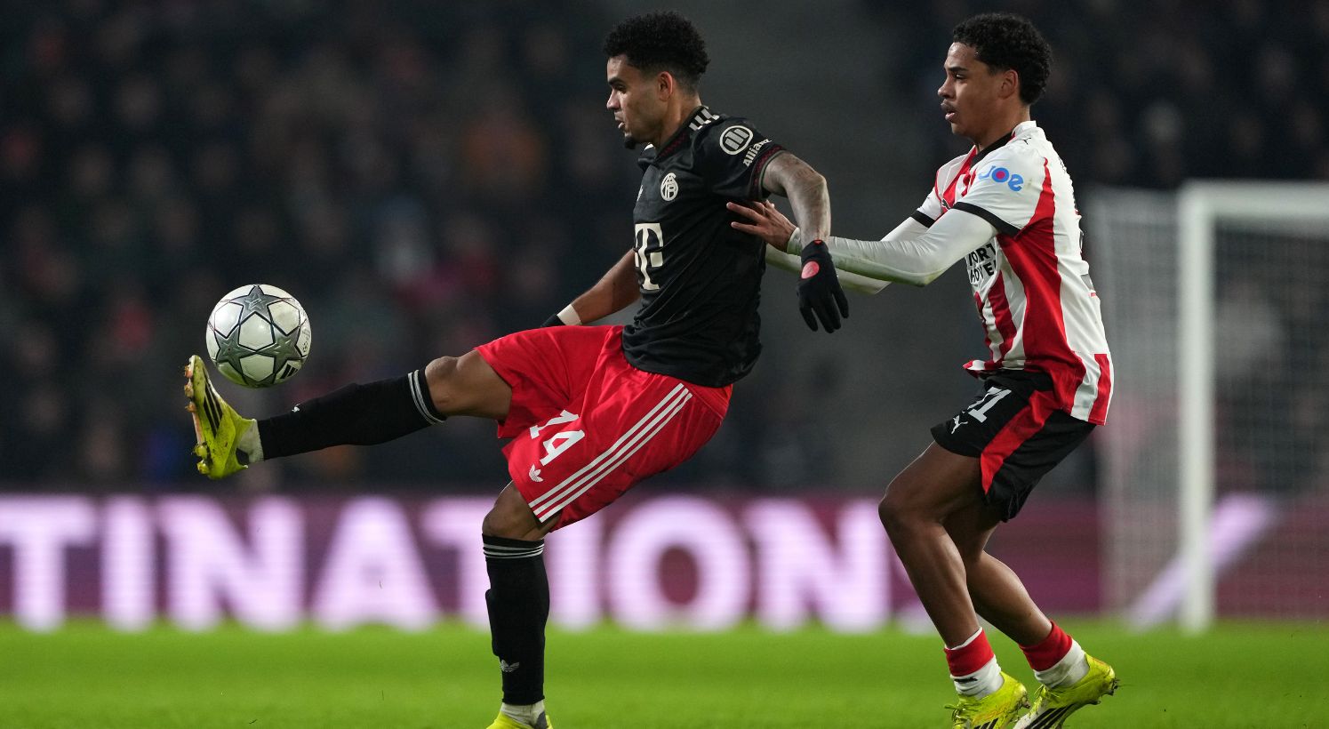Luis Diaz in action for Bayern 