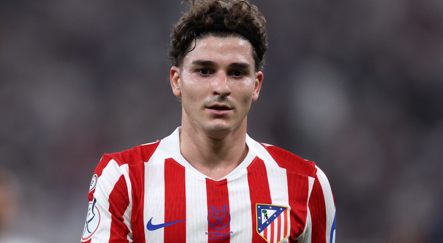 Julian Alvarez looks on during Atletico Madrid game 